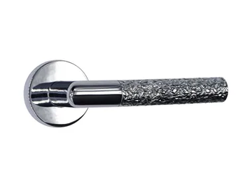 CLEVER - Brass door handle on rose by Fama International - view 2